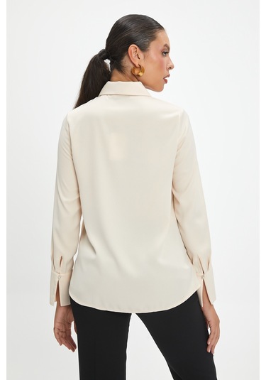 Kadın Taş Düğme Detaylı Gömlek - Bej