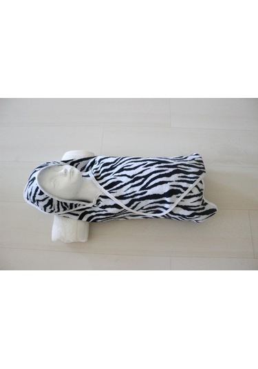 Zebra Desenli Yeni Doğan %100 Pamuklu Bebek Kundakğı Çok Renkli