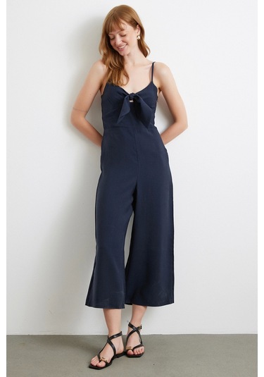 Fiyonklu Askılı Tulum Lacivert Lacivert