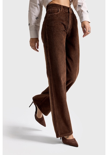 Itsbasic Kadın Kahverengi Doris 26w5-42 Straight Fit Yüksek Bel İç Boy 80cm Kalın Fitilli Kadife Velvet Kumaş Pantolon