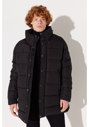 Lee Regular Fit Normal Kesim Dik Yaka Siyah Şişme Mont L222360001 Siyah