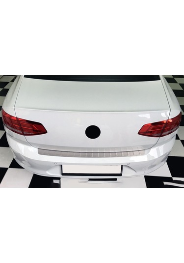 Nova Krom Vw Passat B8.5 Krom Arka Tampon Alt Çıtası 3 Parça 2019 Ve Üzeri