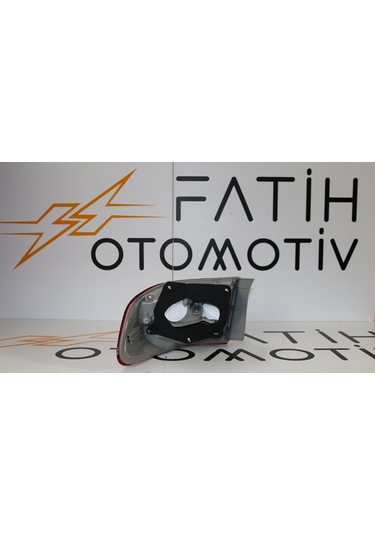 Toyota Corolla 4d 10 Sağ Stop Lambası