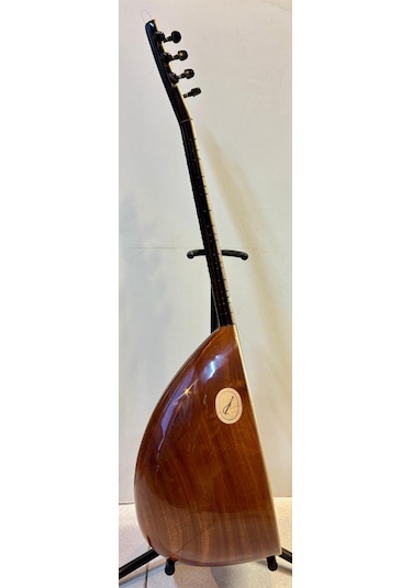 Artemis Tam Profesyonel Kısa Sap Oyma Maun Bağlama