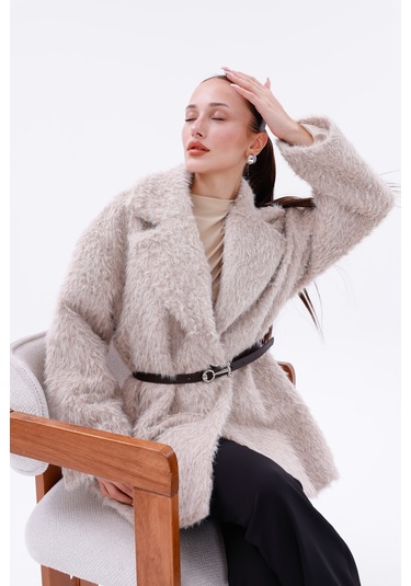 Kemer Detaylı-astarlı-düğmeli Kadın Kaban Bej