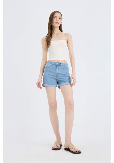 DeFacto Normal Bel Katlamalı Paça Jean Şort A1959AX25SMNM39 Mavi