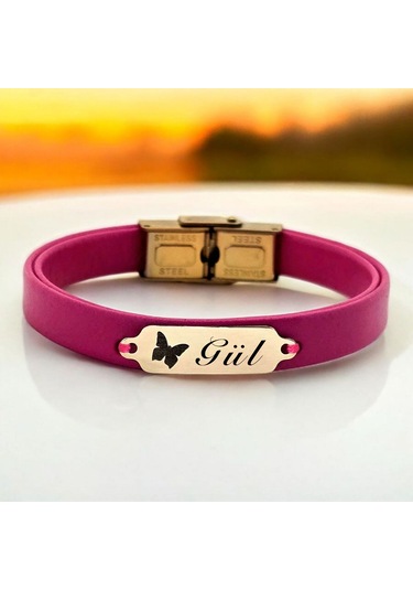 Archin Gül İsmine Özel 14 Ayar Altın Plakalı Doğal Pembe Derili Kelebek Figürlü Hediye Bileklik-651isim Gül