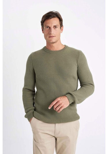 DeFacto Standart Fit Normal Kesim Bisiklet Yaka Dokulu Triko Kazak C8814AX24WNKH381 DeFacto Standart Fit Normal Kesim Bisiklet Yaka Dokulu Triko Kazak C8814AX24WNKH381