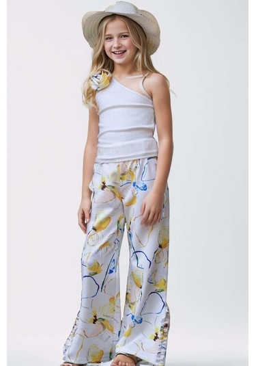 Riccotarz Kız Çocuk Gül Detaylı Tek Omuzlu Kaşkorse Bluz Ve Dijital Baskılı Beyaz Alt Üst Takım Beyaz Riccotarz Kız Çocuk Gül Detaylı Tek Omuzlu Kaşkorse Bluz Ve Dijital Baskılı Beyaz Alt Üst Takım Beyaz