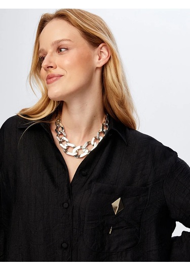 Faik Sönmez Metal Aksesuarlı Kendinden Dokulu Kadın Gömlek W26gml016 Siyah