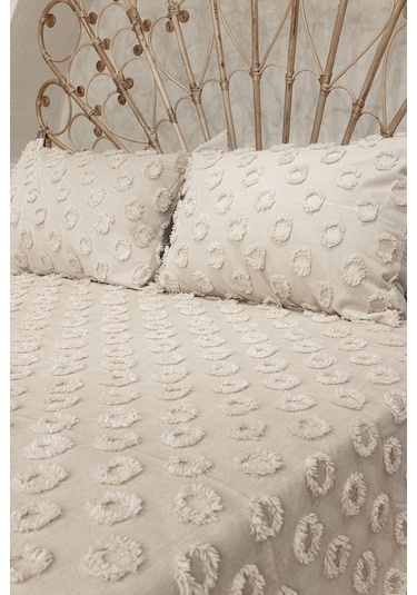 Sitra Bej Çift Kişilik Püsküllü Yatak Örtüsü 230x250 2 Yastık 50x 400509