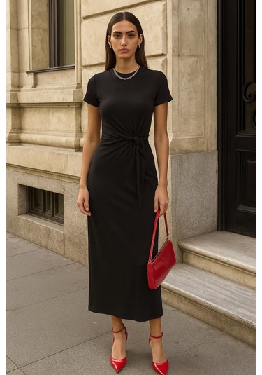 Kısa Kollu Fiyonk Bağlama Detaylı Modal Elbise Siyah