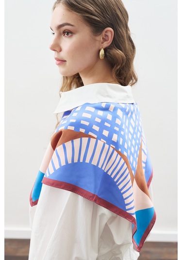 Desenli Orta Boy Saten Fular Lush Lush