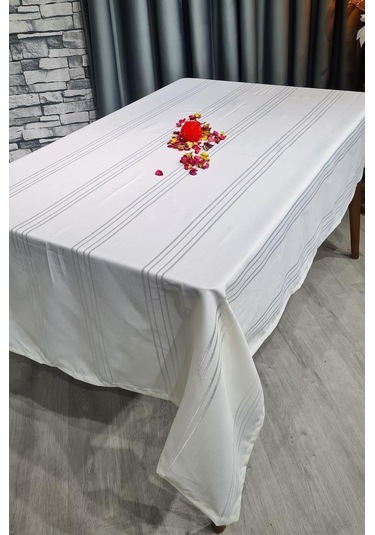 Corvver Dertsiz Masa Örtüsü 155x220 Krem Krem