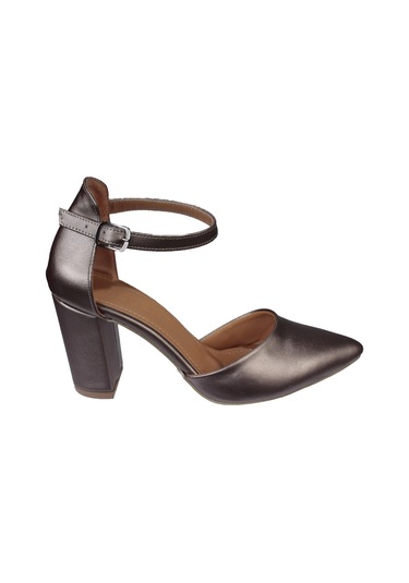 Yazkış Kadın 8 CM Parlak Platin Bilekten Bağlamalı Topuklu Ayakkabı 001