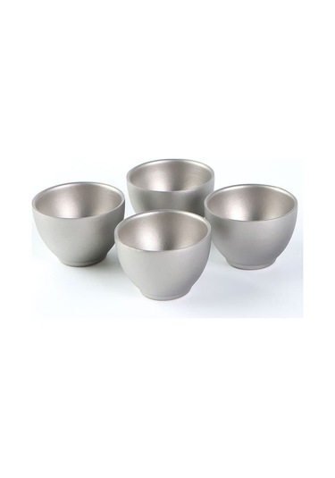 Neevoyu Titanyum Çift Katlı 50ml Fincanlar 4 Adet - Kamp, Piknik Ve Çay Keyfi İçin Hafif Ve Dayanıklı Çok Renkli