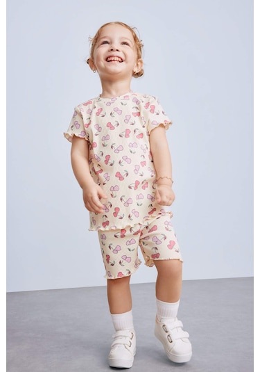 DeFacto Kız Bebek 2'li Takım Desenli Fitilli Kaşkorse Kısa Kollu Tişört Şort E0724A525SMER134 DeFacto Kız Bebek 2'li Takım Desenli Fitilli Kaşkorse Kısa Kollu Tişört Şort E0724A525SMER134