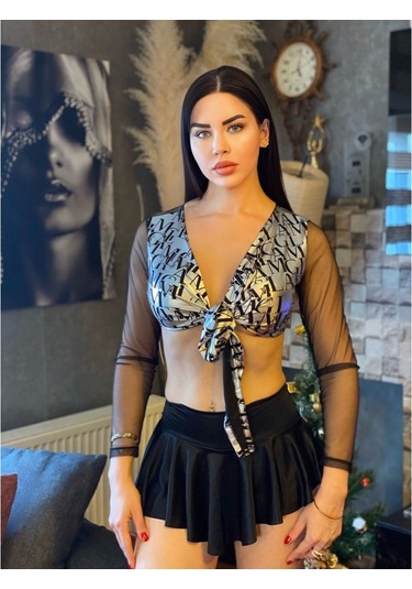 Parlak Göğüsten Bağlamalı Kadın Şort Etekli Takım