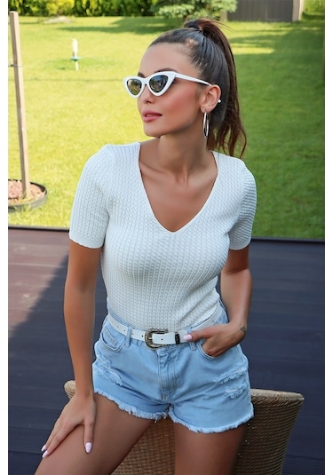 Aqe Fashion V Yaka Kısa Kol Bluz Beyaz-Beyaz