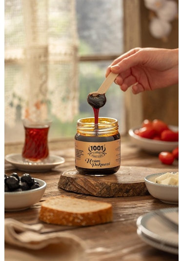 1001 Çiftliği Doğal Üzüm Pekmezi 200gr Katkısız