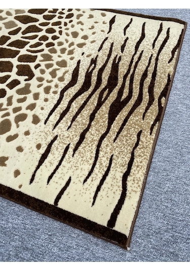 Saray Vizyon 11121 R 80x100 Kahve Krem Leoparlı Kesme Halı