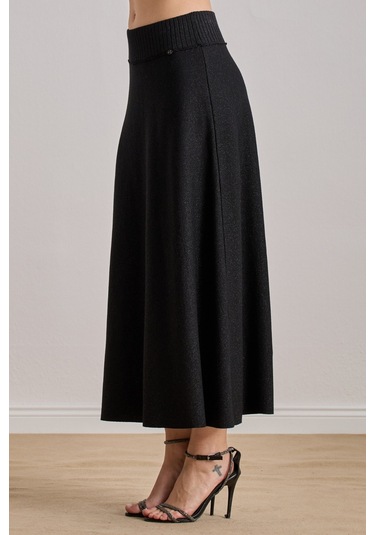 Bilekte Boy Siyah Triko Etek Siyah