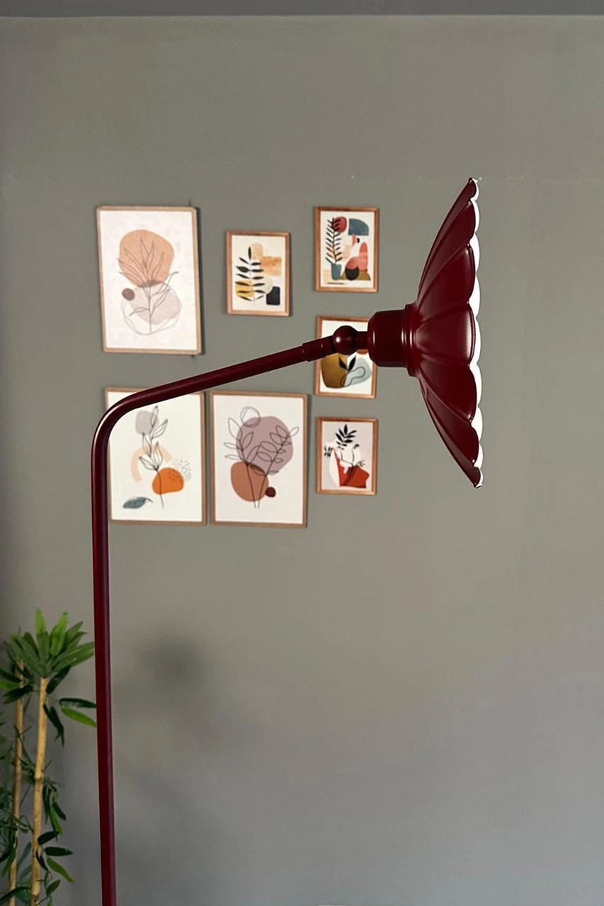 Vişne Çürüğü Lambader Düz Gövde Hareketli Başlık Metal Oturma Odası Çalışma Odası Zemin Lambası Bordo