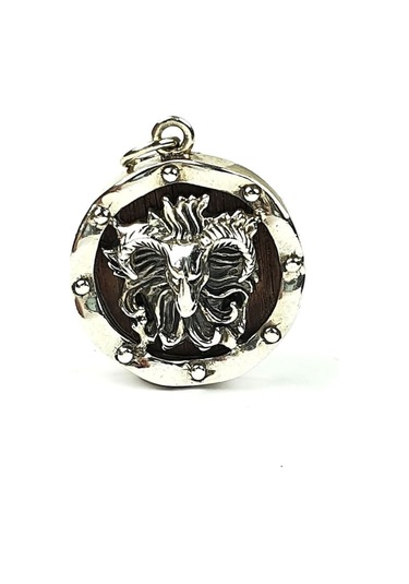 Koç Başı Ahşap Işlemeli Tasarım Gümüş Kolye Ucu 452206948