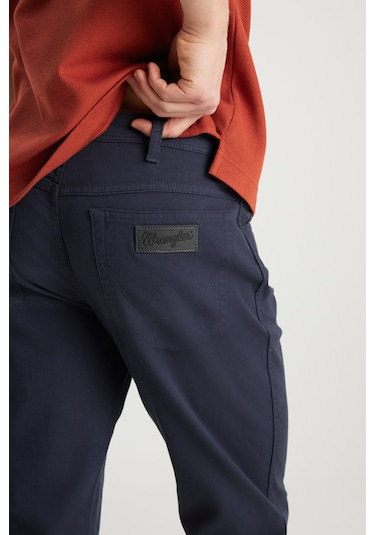 Wrangler Texas Straight Fit Pamuklu Esnek Erkek Pantolon W1218646411 Lacivert