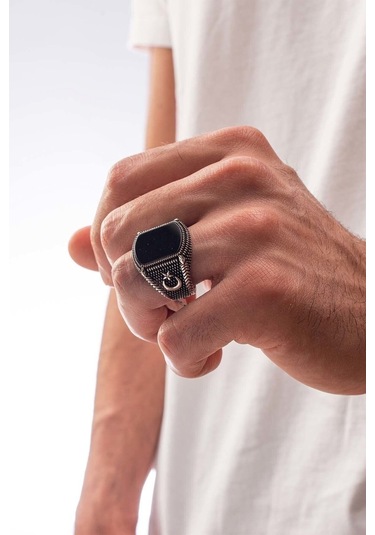 Erkek Ay Yıldızlı Siyah Oniks Taşlı Özel Tasarım 925 Ayar Gümüş Yüzük Şık Model