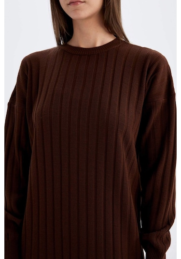 Defacto Regular Fit Yarım Balıkçı Yaka Basic Düz Uzun Kollu Triko Elbise W0986AZ24WNBN470 Kahve