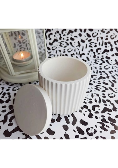Kapaklı Beton Kutu / Mumluk / Dekoratif Saksı / Çok Amaçlı Kutu
