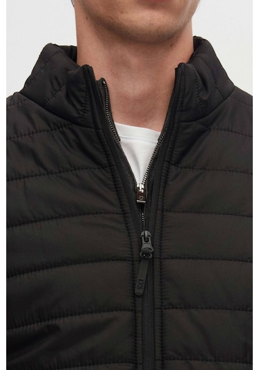 D'S Damat Slim Fit Rüzgar Geçirmez Elyaf Dolgulu Erkek Mont 3HF07ORT04262 Siyah D'S Damat Slim Fit Rüzgar Geçirmez Elyaf Dolgulu Erkek Mont 3HF07ORT04262 Siyah