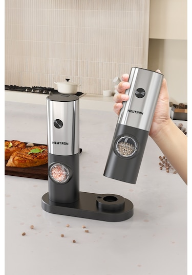 Neutron Pilli Led Işıklı Otomatik Baharat Öğütücü 2'li Paket Siyah