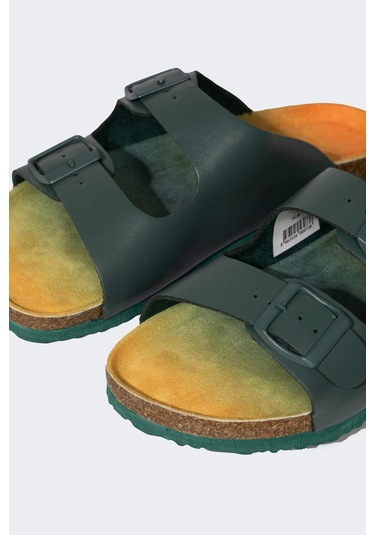 DeFacto Erkek Çocuk Düz Taban Çift Bantlı Suni Deri Terlik B8773A824SMKH140