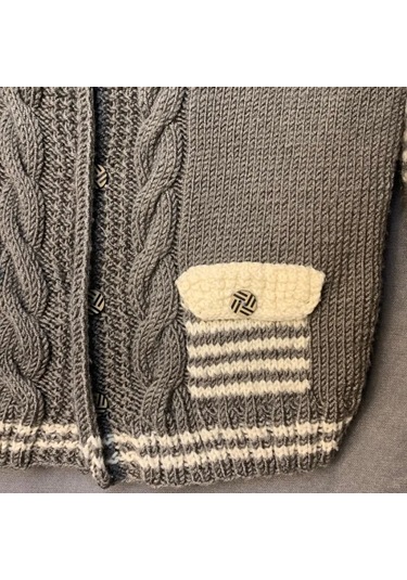 Uretti - Tuğba 9352 - El Örgüsü Saç Örgü Detaylı Erkek Çocuk Hırka - 5 / 7 Yaş Gri