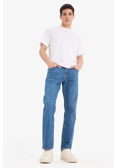 Defacto Sergio Regular Fit Normal Bel Boru Paça Jean Pantolon A6948AX25AU Mavi Defacto Sergio Regular Fit Normal Bel Boru Paça Jean Pantolon A6948AX25AU Mavi