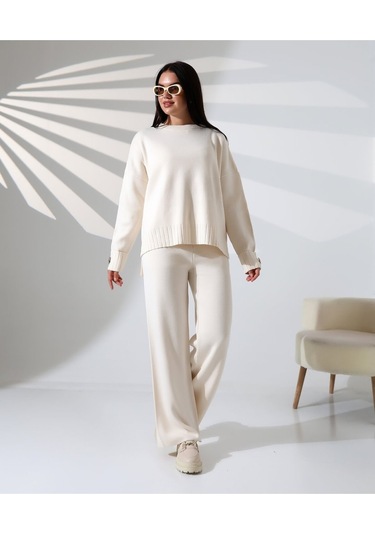 Rahat Kalıp Kol Detaylı Triko Takım Taş