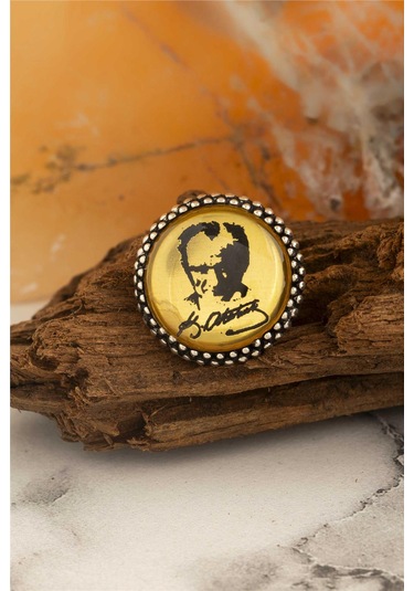 Sarı Zemin Üzeri Atatürk İmzalı Silüetli Gümüş Rozet -8471 Gümüş