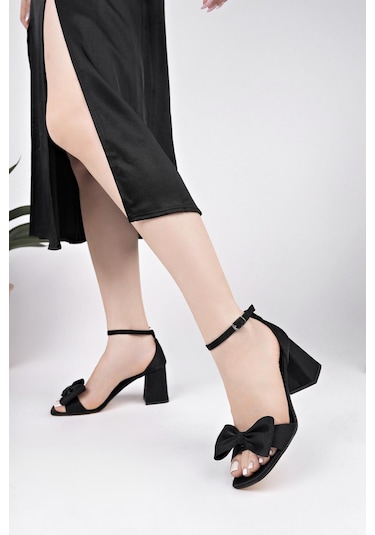 Topuklu Büyük Numara Bayan Saten Fiyonklu Tek Bant Ayakkabı Siyah