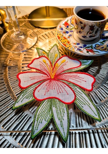 Agbtrend 2 Adet Kırmızı Zambak Nakışlı Sunum Ve Kokteyl Peçetesi Çok Renkli