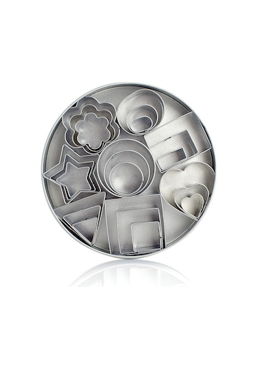 Skycity 24 Parça Çelik Bisküvi Kalıbı Seti - 430 Paslanmaz Çelik, Kalp-yıldız Şekilleri, Fırın Ve Tatlı Hazırlama, Demir Kutuda Paket Diğer