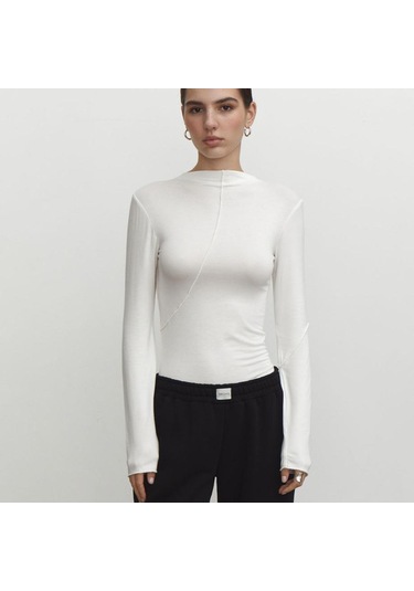 Yarı Yüksek Yaka Alt Gömlek Sonbahar Kadın Modası Eğimli İnce İç Uzun Kollu Kazak Üst Haki