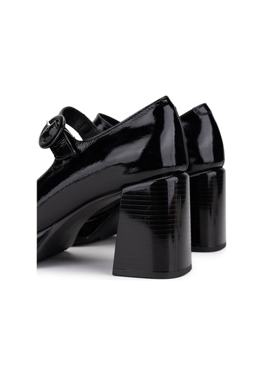 Tamer Tanca Kadın Hakiki Deri Siyah Rugan Topuklu Ayakkabı 1078 25064 Bn Ayk Sk25-26 Sıyah Krsk Rgn siyah Tamer Tanca Kadın Hakiki Deri Siyah Rugan Topuklu Ayakkabı 1078 25064 Bn Ayk Sk25-26 Sıyah Krsk Rgn siyah