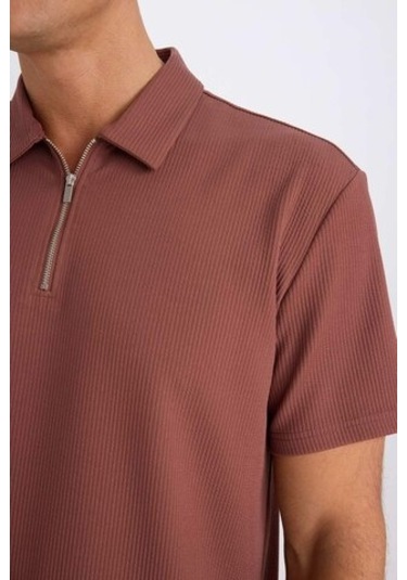 DeFacto Regular Fit Polo Yaka Yarım Fermuarlı Kısa Kollu Pilise Tişört B7355AX25SPBN329