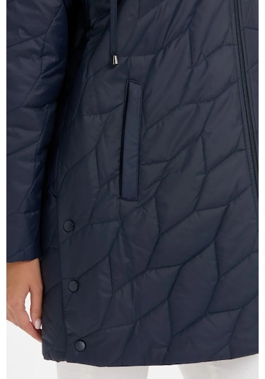 Desen Triko Kadın Yanları Çıtçıtlı Yaprak Desenli Kapüşonlu Araboy Kapitone Kaban 24419 Lacivert Lacivert