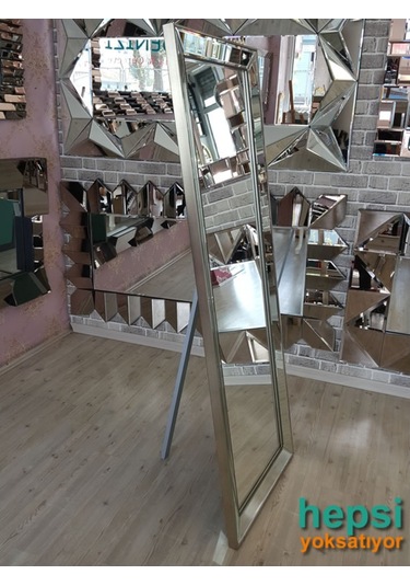 Ayna Çerçeveli Model Eskitme Gümüş Renk Ayaklı Boy Aynası