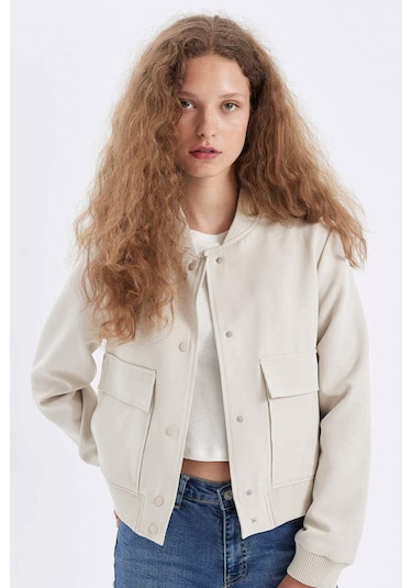 DeFacto Su İtici Kolej Yaka Rüzgar Geçirmez Çıtçıtlı Cepli Kısa Bomber Ceket B3469AX24AUER238