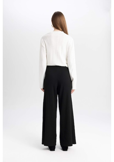 Defacto Relax Fit Triko Pantolon Beli Lastikli Basic Düz Geniş Paça Y1325AZ24AUBK81 Siyah
