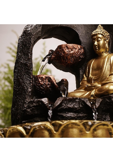 Zen Saraswati Temalı Su Şelalasi